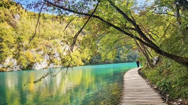 ПЕРЛИТЕ НА АДРИАТИКА ПЛИТВИЧКИ ЕЗЕРА-ЗАГРЕБ-ДУБРОВНИК-КОТОР-БУДВА